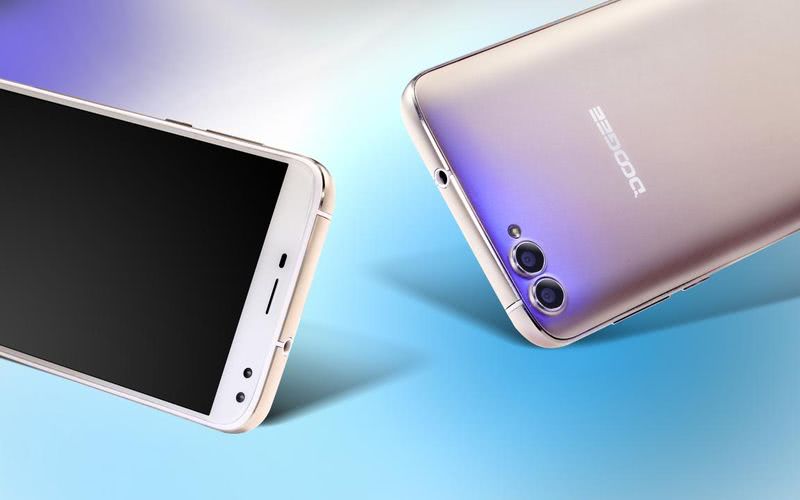 Un teléfono con 4 cámaras, el nuevo smartphone Doogee X30