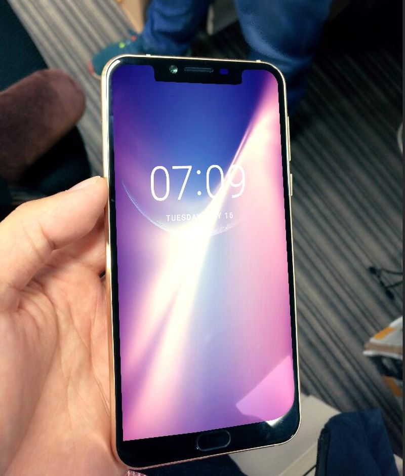 Nuevo modelo de la serie Doogee V con gran relación de pantalla